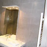 1er Consul Отель Руан