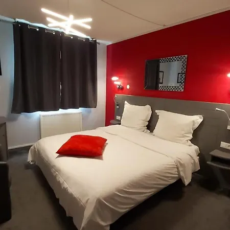1er Consul 2* Rouen