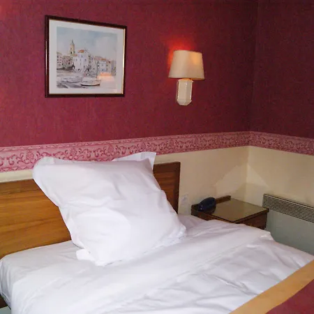 Hotel 1er Consul 2*