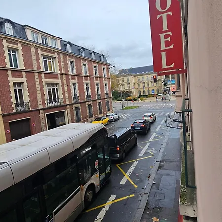 1er Consul Hotel Ruan
