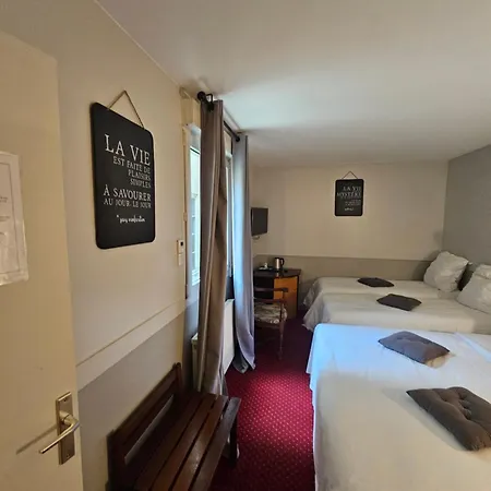 Hotel 1er Consul 2*