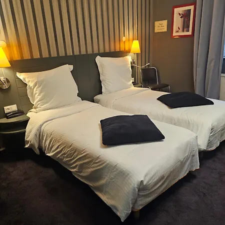 Hotel 1er Consul Ruan