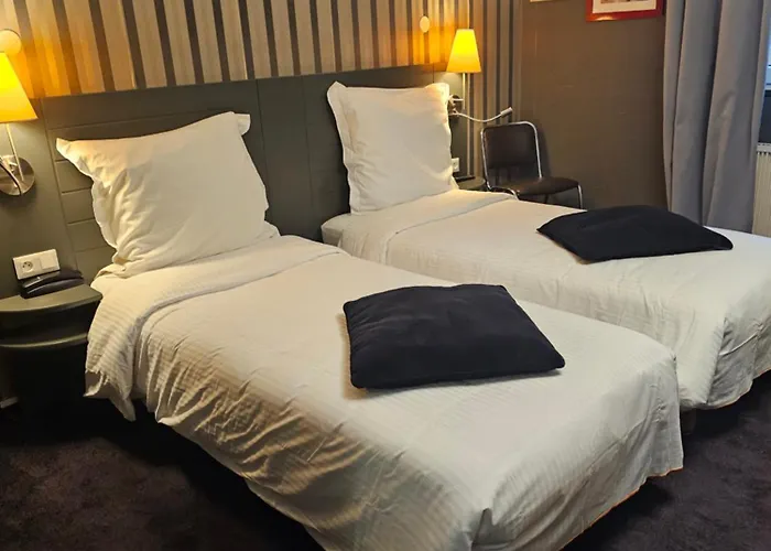 Hotel 1er Consul Ruan